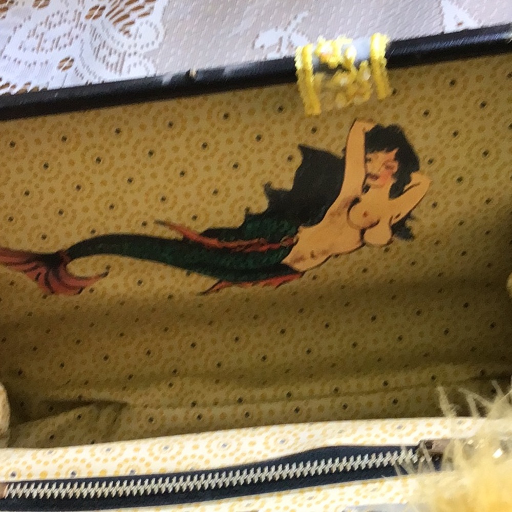 Artisan Vintage Upcycle Vintage Handbag Tropical Pinup Girl Handbag View 5
